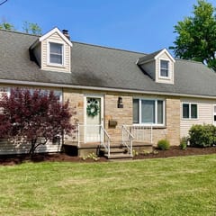 Family Getaway to Lake Erie with Access to Private Beach
