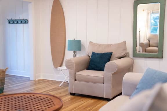 Beachside Cottage- 1 min walk to sand and sun - Image 4